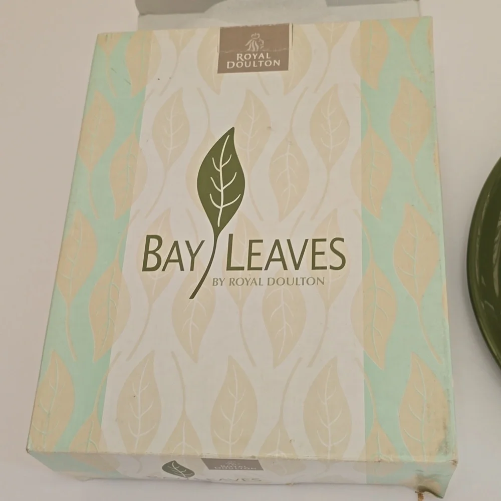 New Open Box Royal Doulton Bay Leaves 3 pcs Chip Dip Dark Green Portugal